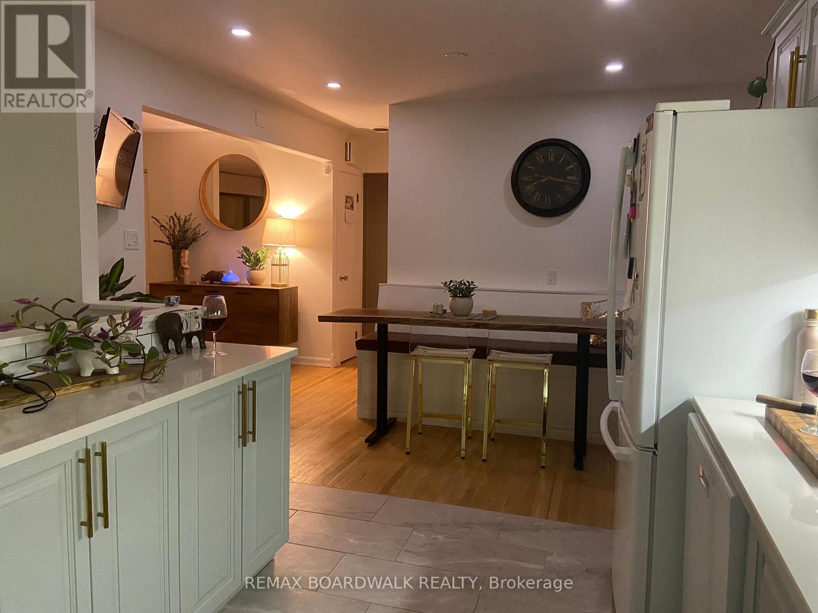 1588 Maxime Street, Ottawa, Ontario  K1B 3L1 - Photo 7 - X12897778