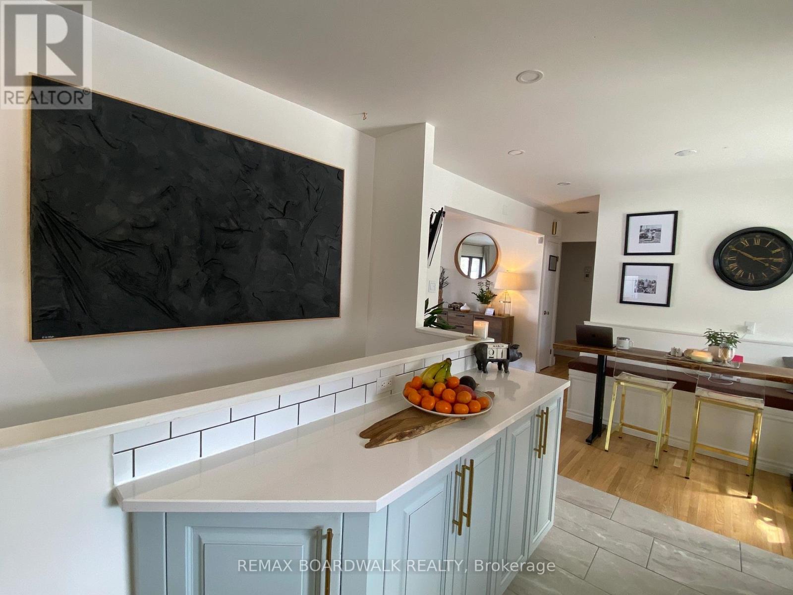 1588 Maxime Street, Ottawa, Ontario  K1B 3L1 - Photo 8 - X12897778