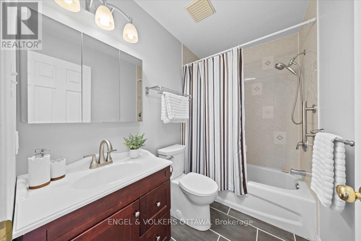 237 Heather Crescent, Mississippi Mills, Ontario  K0A 1A0 - Photo 22 - X12897810