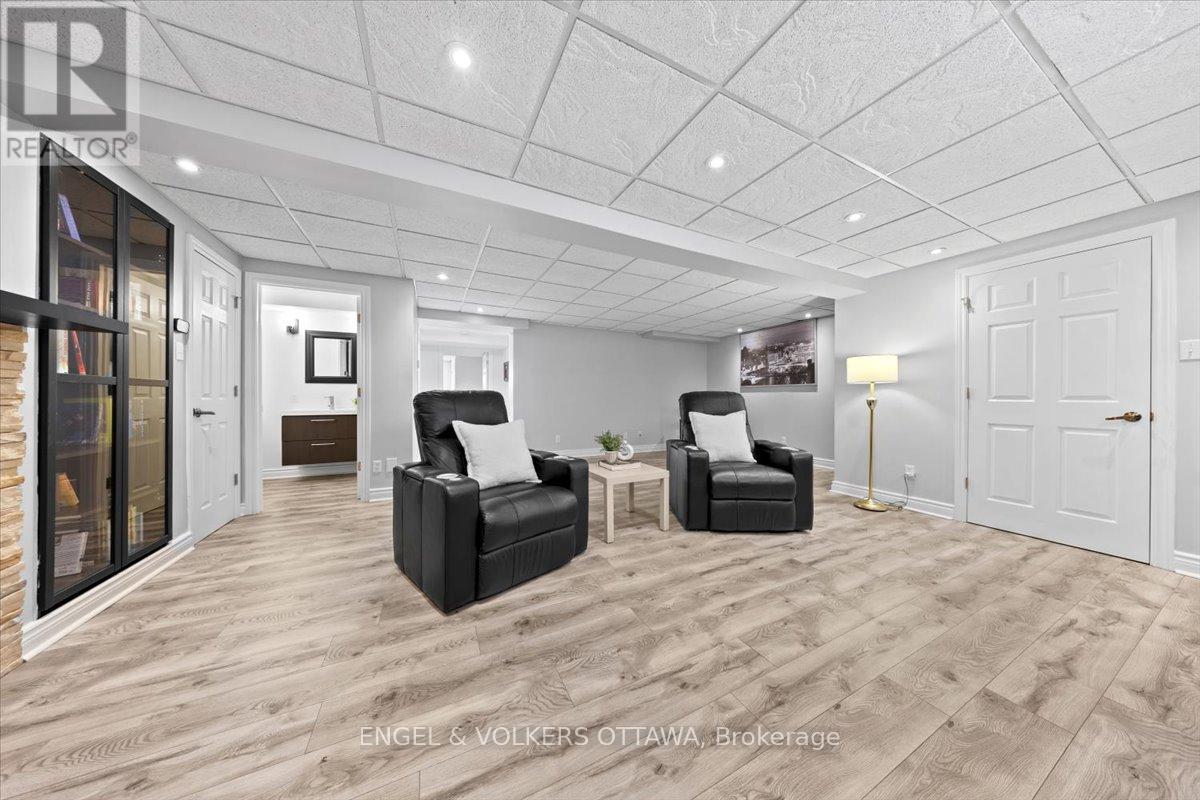 237 Heather Crescent, Mississippi Mills, Ontario  K0A 1A0 - Photo 30 - X12897810