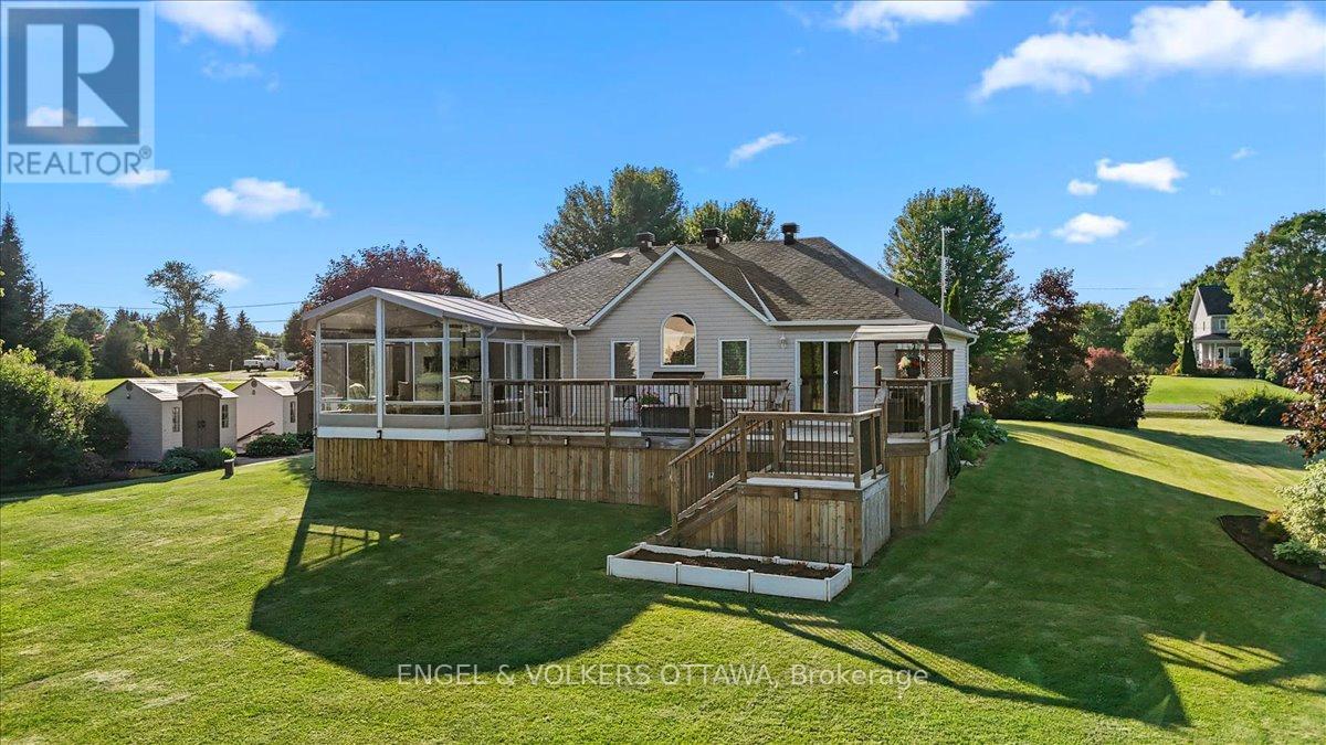 237 Heather Crescent, Mississippi Mills, Ontario  K0A 1A0 - Photo 39 - X12897810