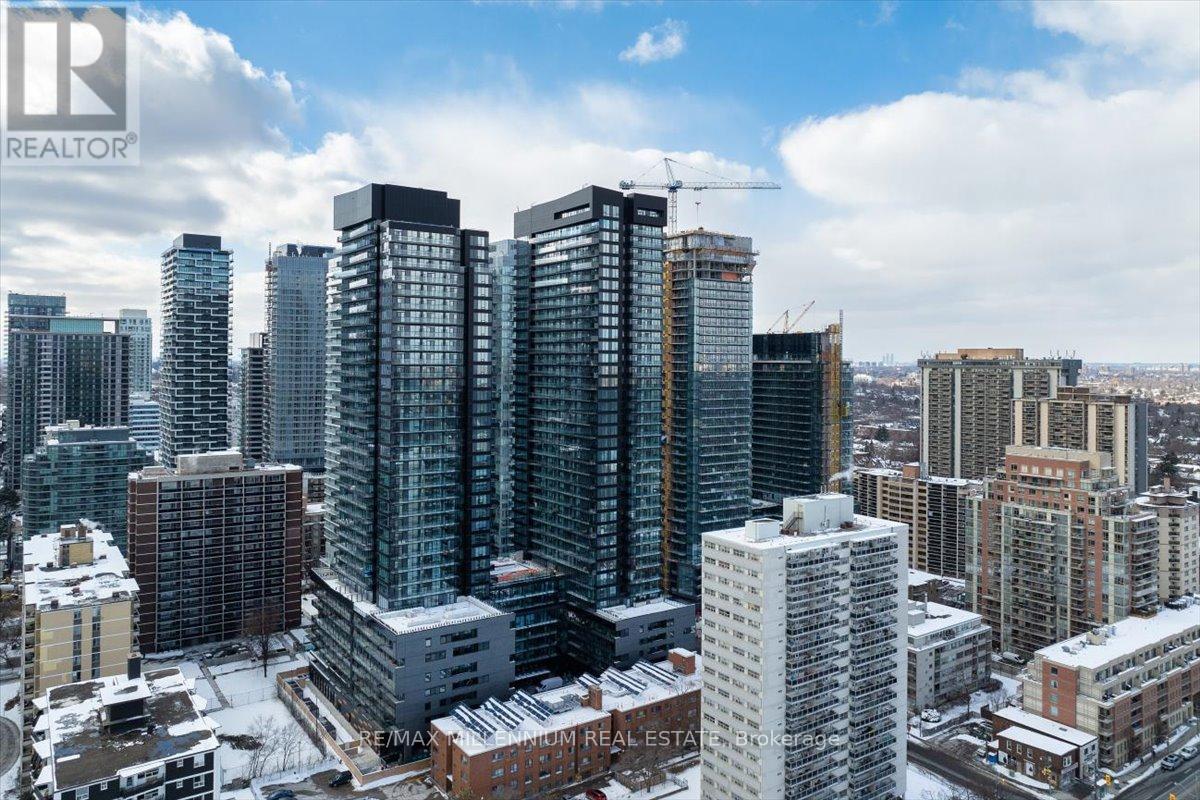 2811 - 117 Broadway Avenue, Toronto (Mount Pleasant West), Ontario  M4P 1V3 - Photo 2 - C12897774