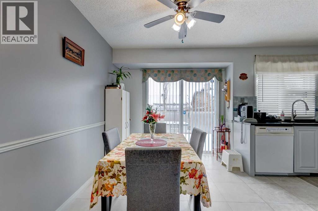 38, - Millbank Hill Sw, Calgary, Alberta  T2Y 2Y9 - Photo 9 - A2294549