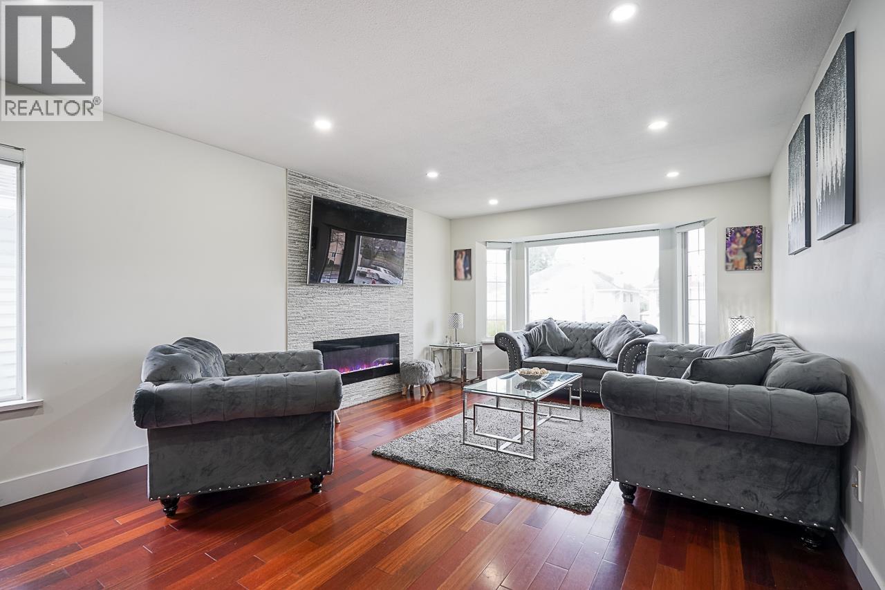 11698 206a Street, Maple Ridge, British Columbia  V2X 0X8 - Photo 9 - R3098886