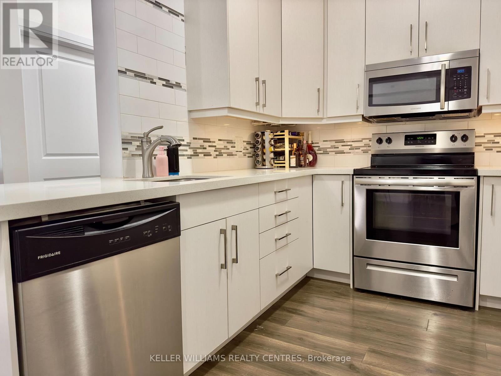 307 - 304 Essa Road, Barrie (Ardagh), Ontario  L9J 0H4 - Photo 10 - S12897752