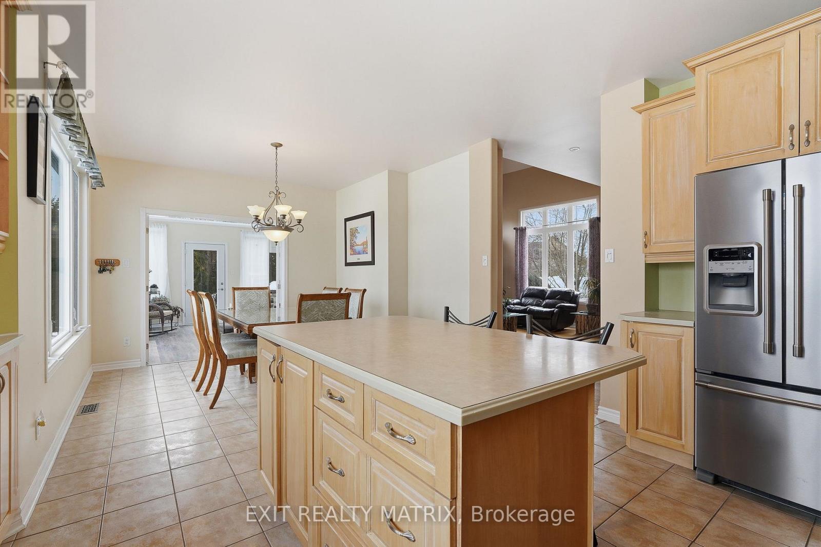 115 Gascon Street, Alfred And Plantagenet, Ontario  K0B 1J0 - Photo 14 - X12897796