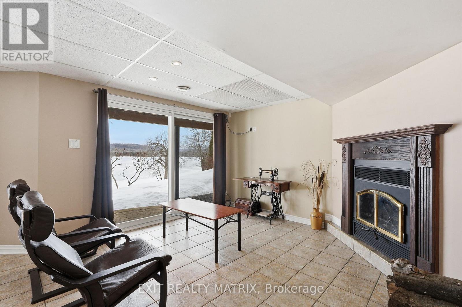 115 Gascon Street, Alfred And Plantagenet, Ontario  K0B 1J0 - Photo 26 - X12897796