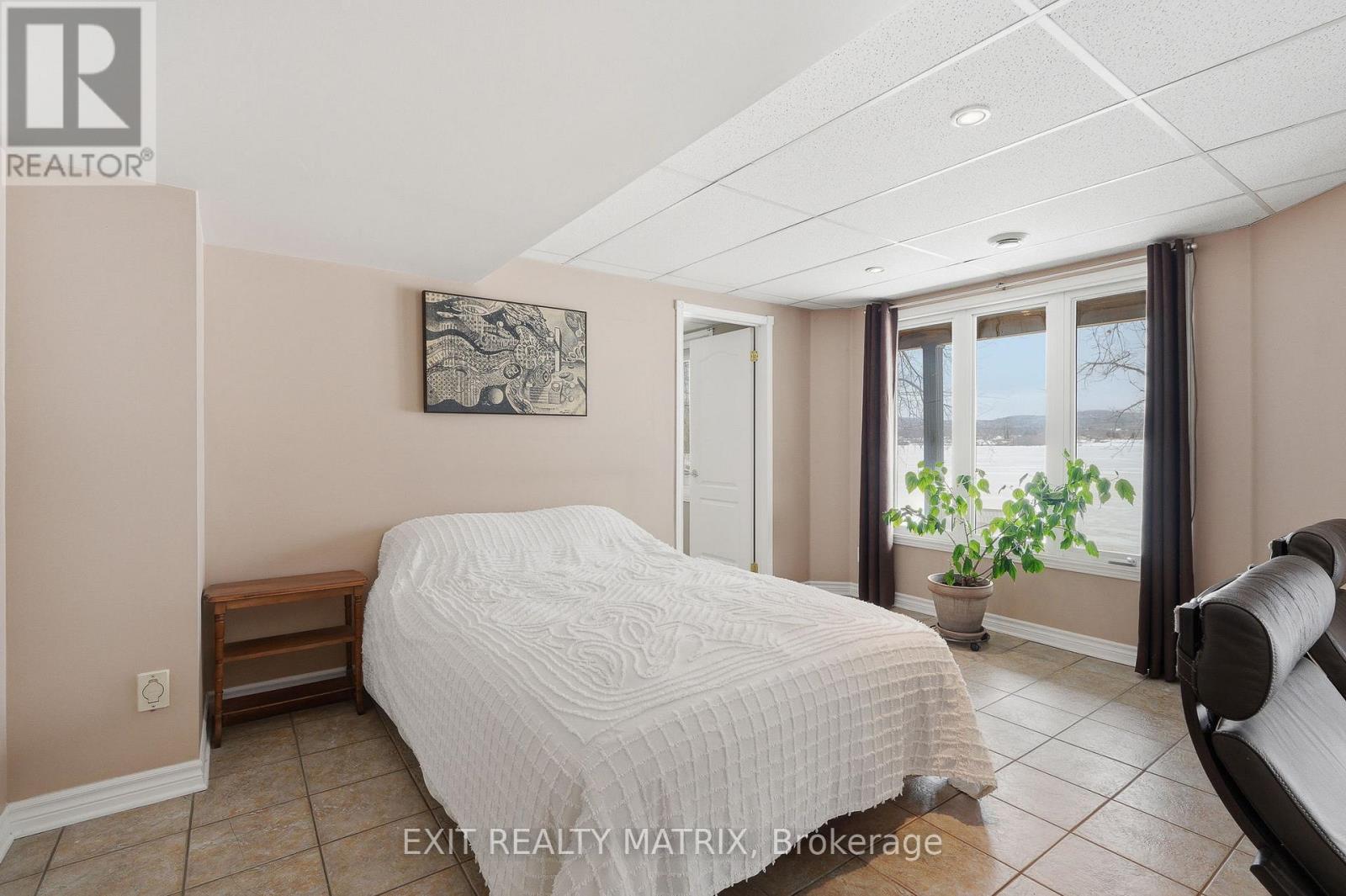 115 Gascon Street, Alfred And Plantagenet, Ontario  K0B 1J0 - Photo 28 - X12897796