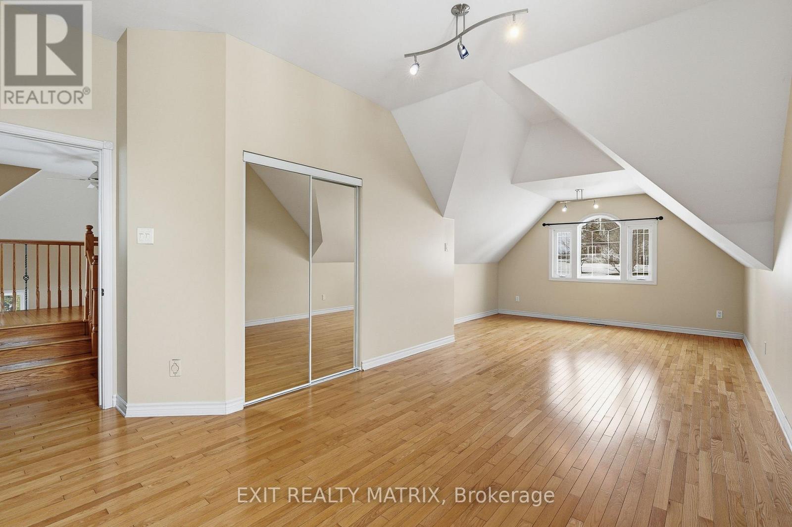 115 Gascon Street, Alfred And Plantagenet, Ontario  K0B 1J0 - Photo 31 - X12897796