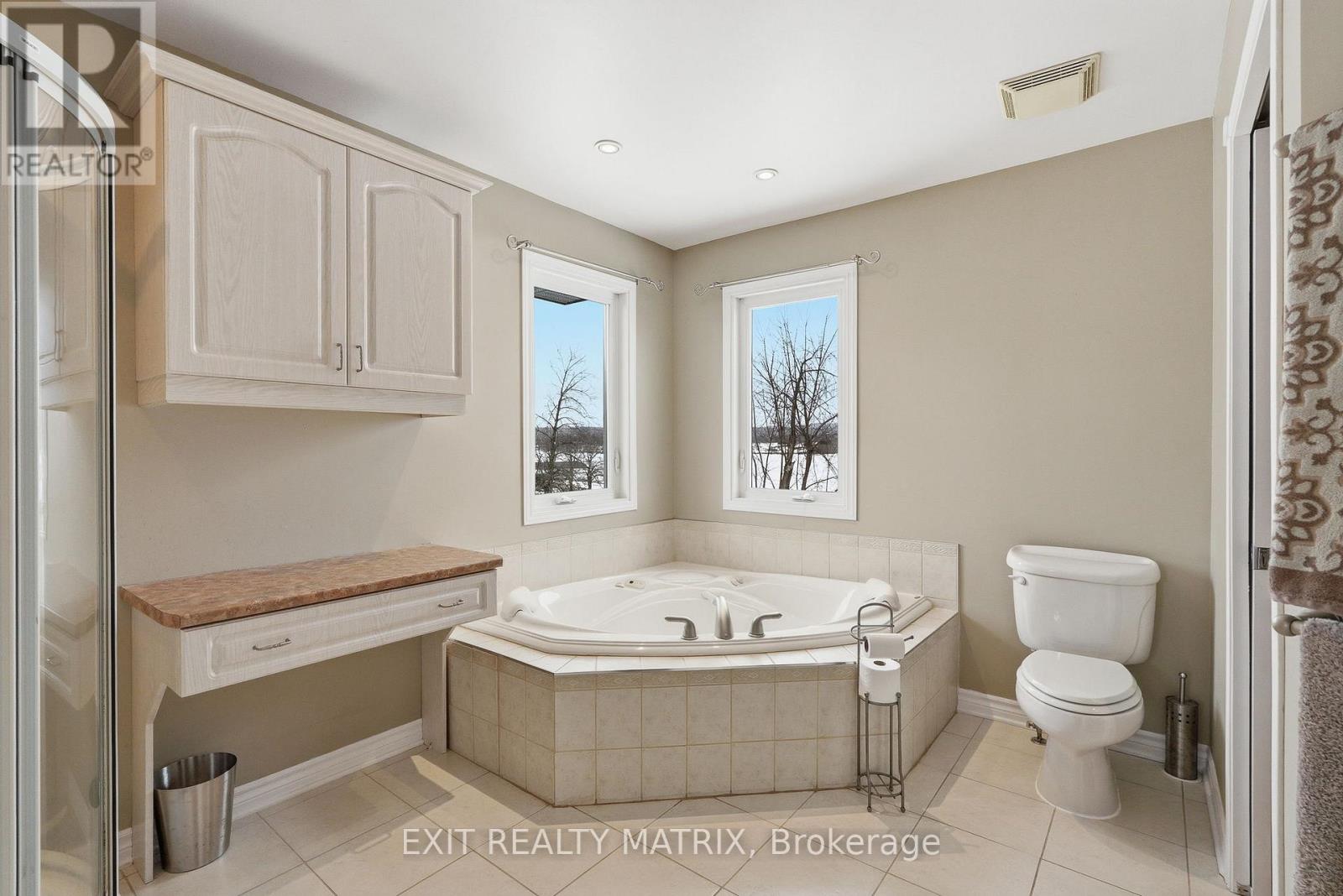 115 Gascon Street, Alfred And Plantagenet, Ontario  K0B 1J0 - Photo 37 - X12897796