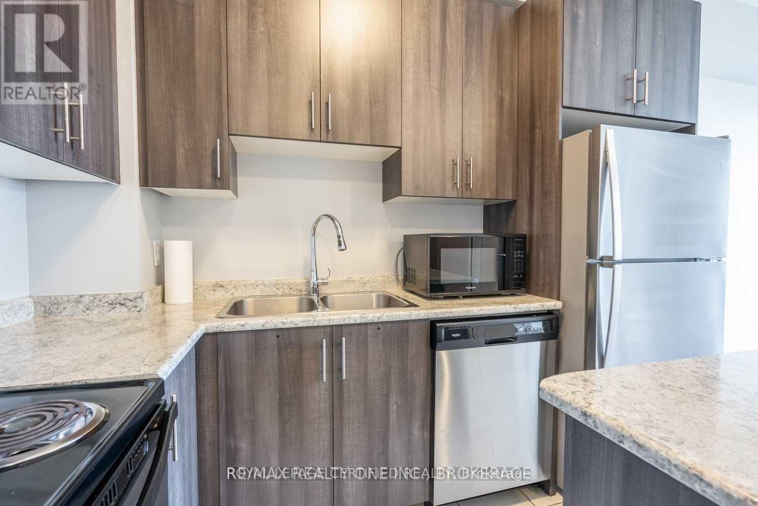 615 - 2486 Old Bronte Road, Oakville (Wm Westmount), Ontario  L6M 4J2 - Photo 4 - W12897764