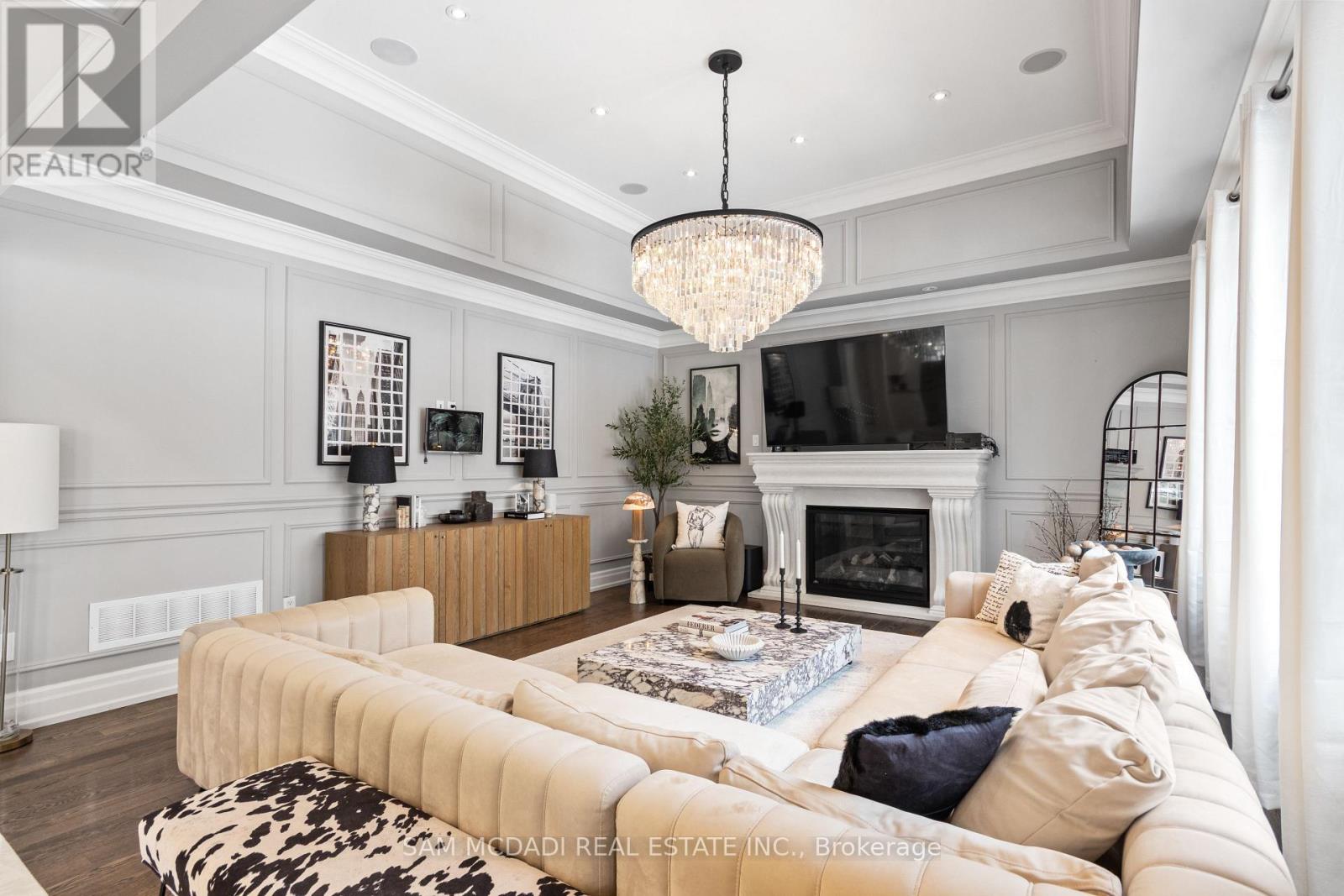 1285 Minnewaska Trail, Mississauga, Ontario  L5G 3S6 - Photo 13 - W12897790