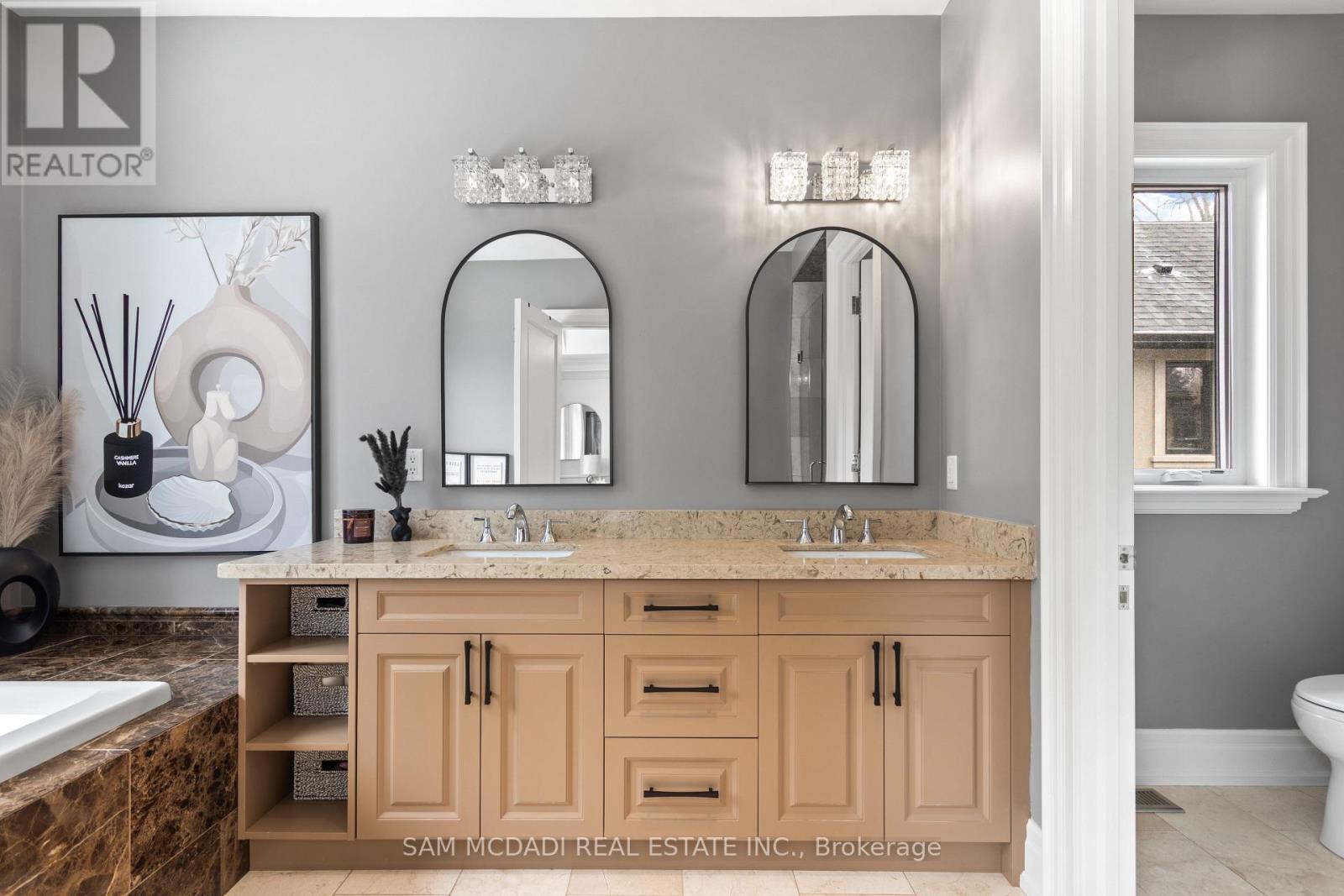 1285 Minnewaska Trail, Mississauga, Ontario  L5G 3S6 - Photo 21 - W12897790