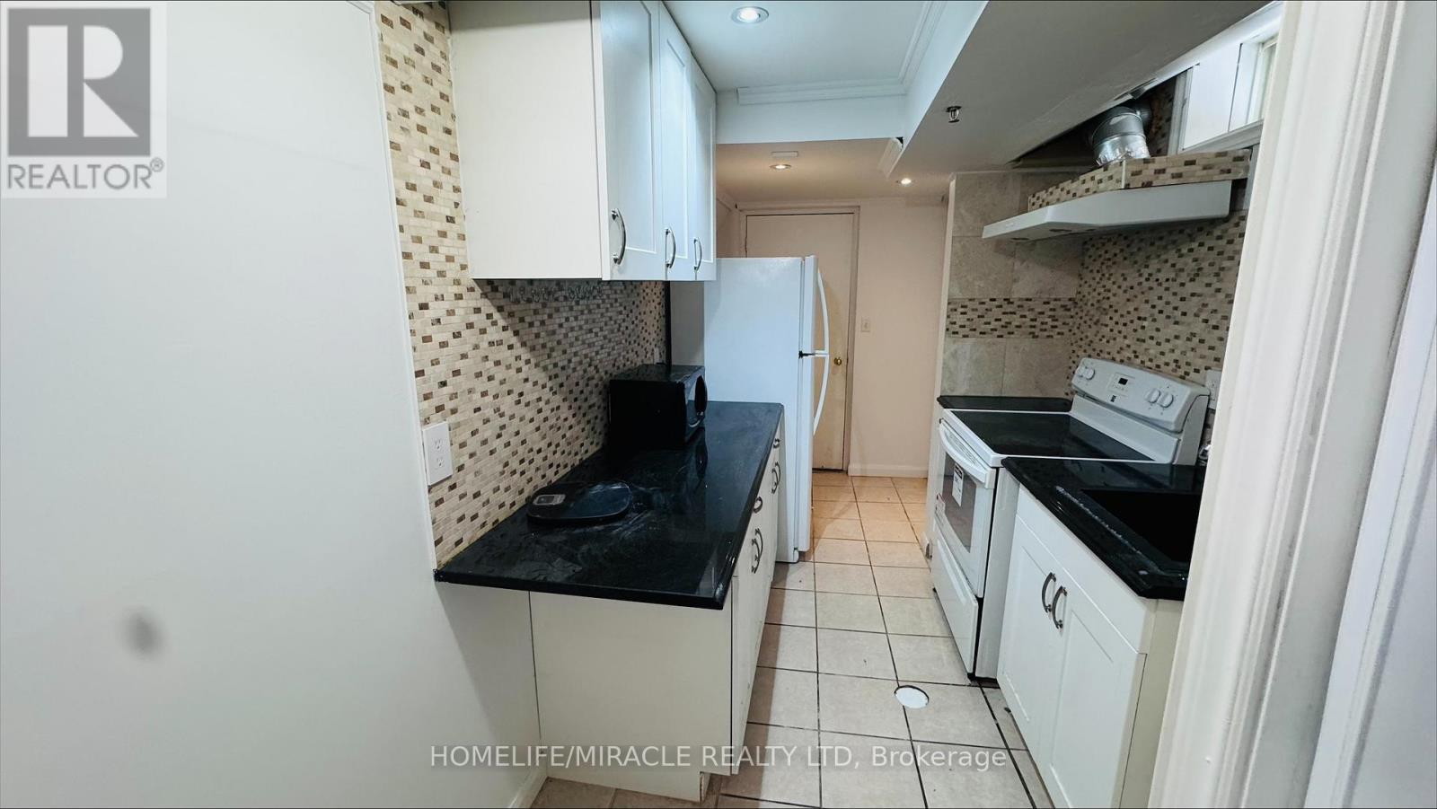 Basement - 111 Education Road, Brampton, Ontario  L9P 3P1 - Photo 13 - W12897808