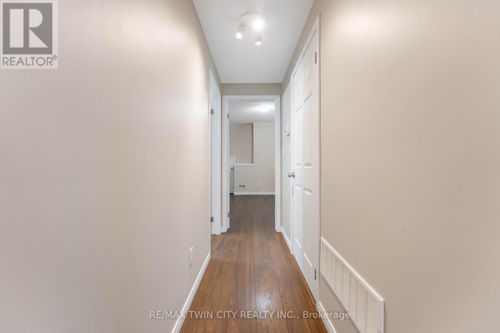 9a - 931 Glasgow Street, Kitchener, Ontario  N2N 0B6 - Photo 14 - X12897760