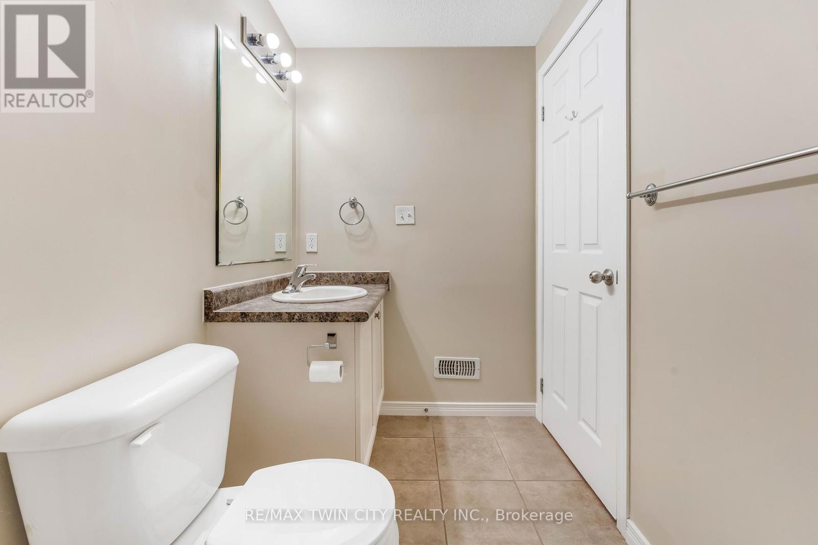 9a - 931 Glasgow Street, Kitchener, Ontario  N2N 0B6 - Photo 21 - X12897760