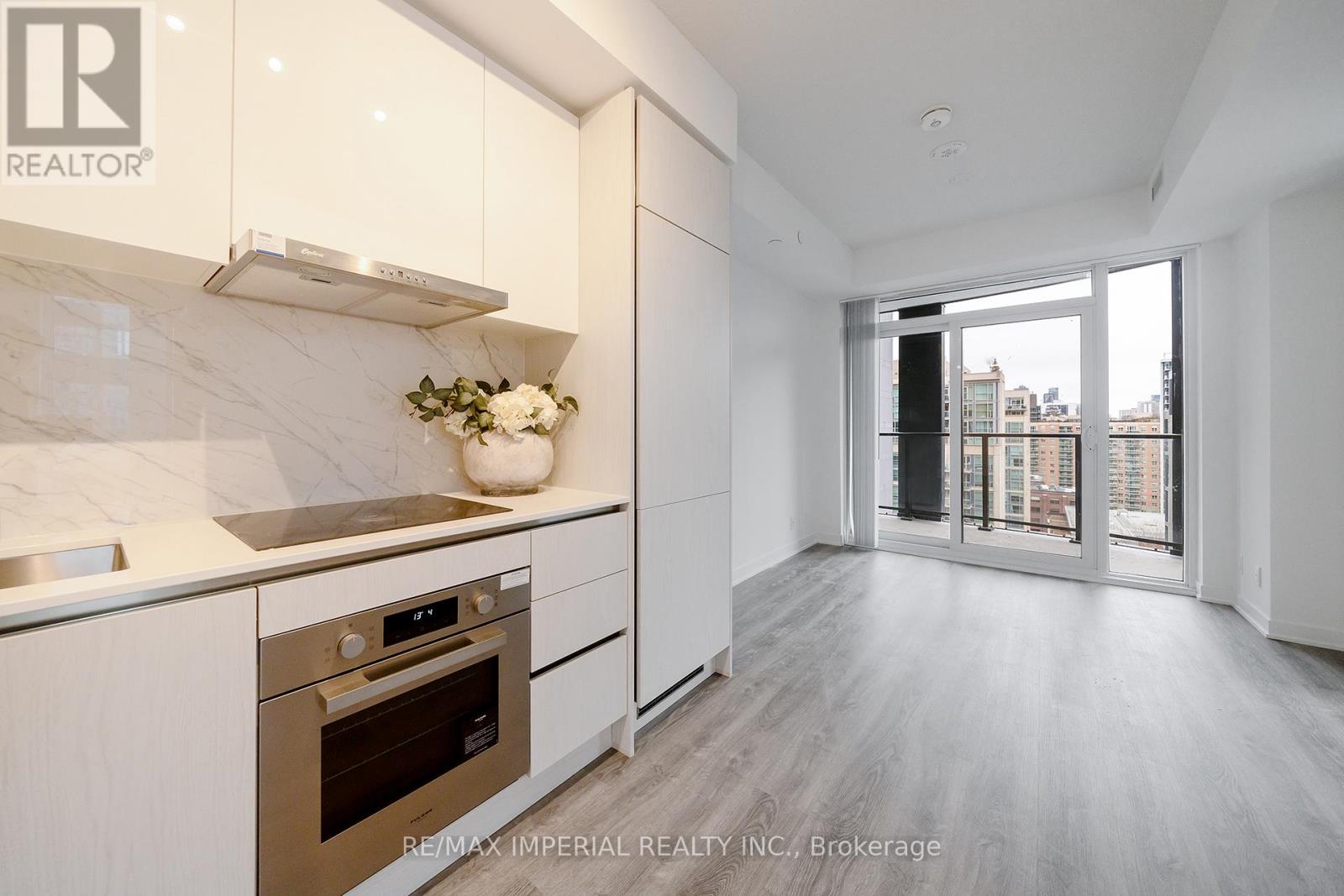 1603 - 180 Front Street E, Toronto, Ontario  M5A 0A9 - Photo 15 - C12883336