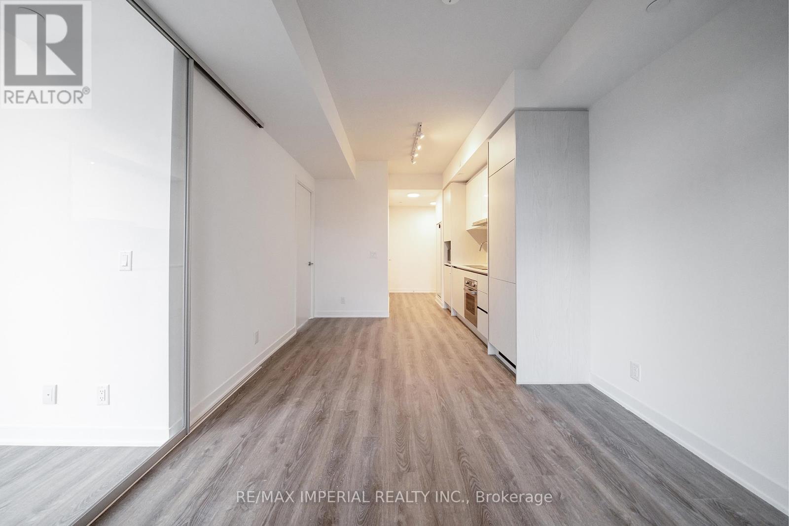 1603 - 180 Front Street E, Toronto, Ontario  M5A 0A9 - Photo 12 - C12883336