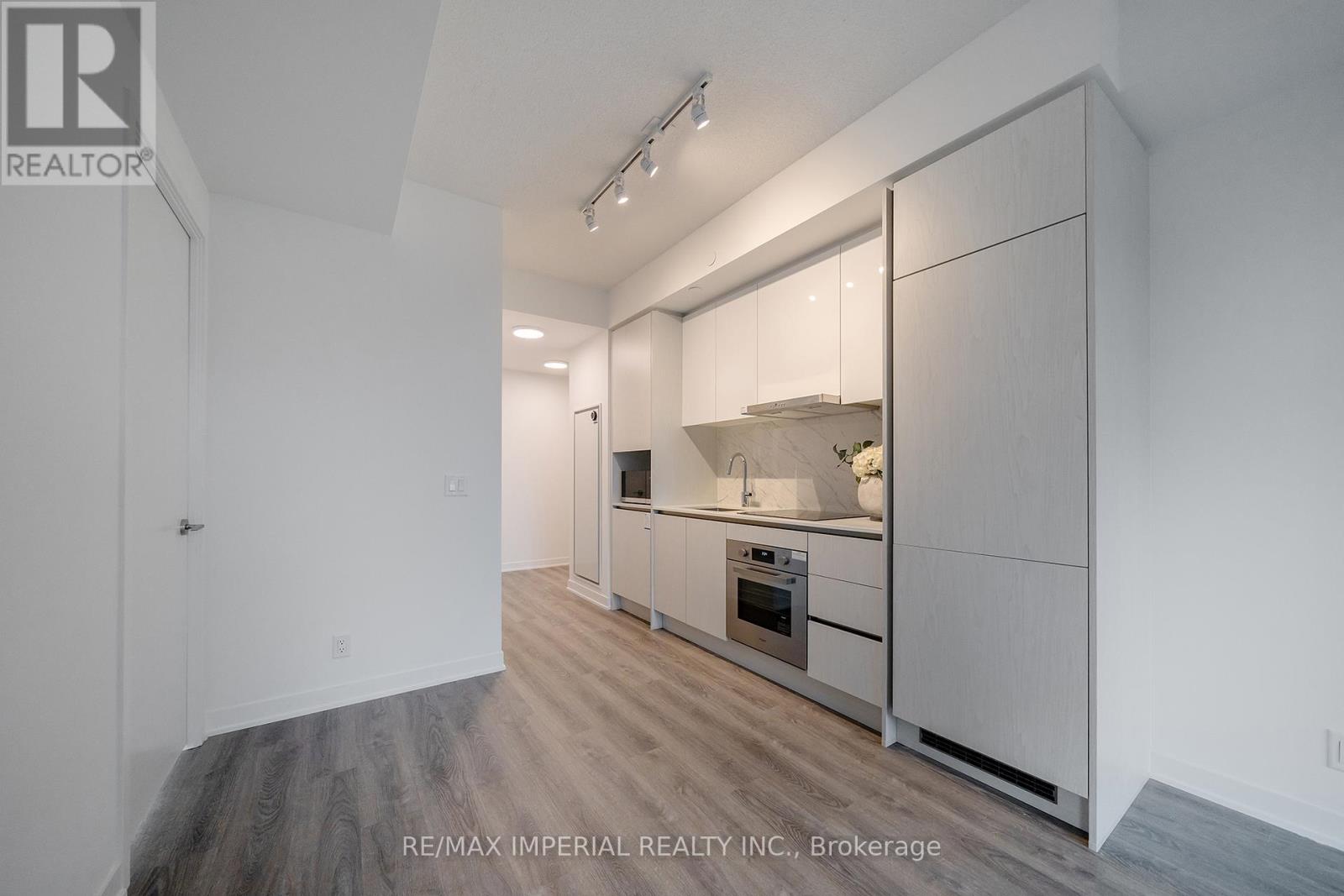 1603 - 180 Front Street E, Toronto, Ontario  M5A 0A9 - Photo 13 - C12883336