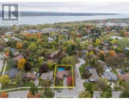 32 SPRINGHOME ROAD, Barrie, Ontario