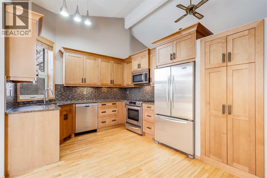 32 Marsella Court Se, Airdrie, Alberta  T4A 1V8 - Photo 6 - A2290045