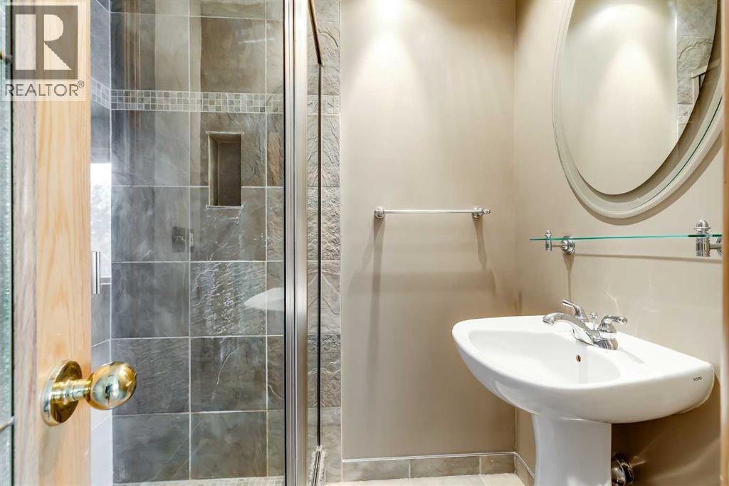 32 Marsella Court Se, Airdrie, Alberta  T4A 1V8 - Photo 18 - A2290045