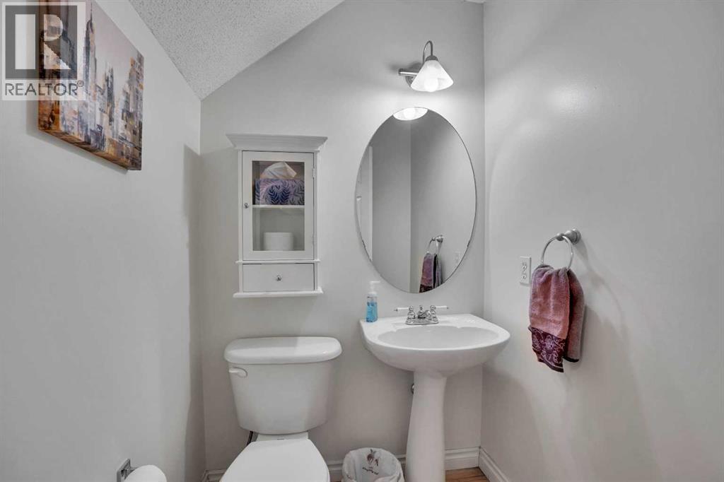 22 Prestwick Acres Lane Se, Calgary, Alberta  T2Z 3Y1 - Photo 16 - A2293565