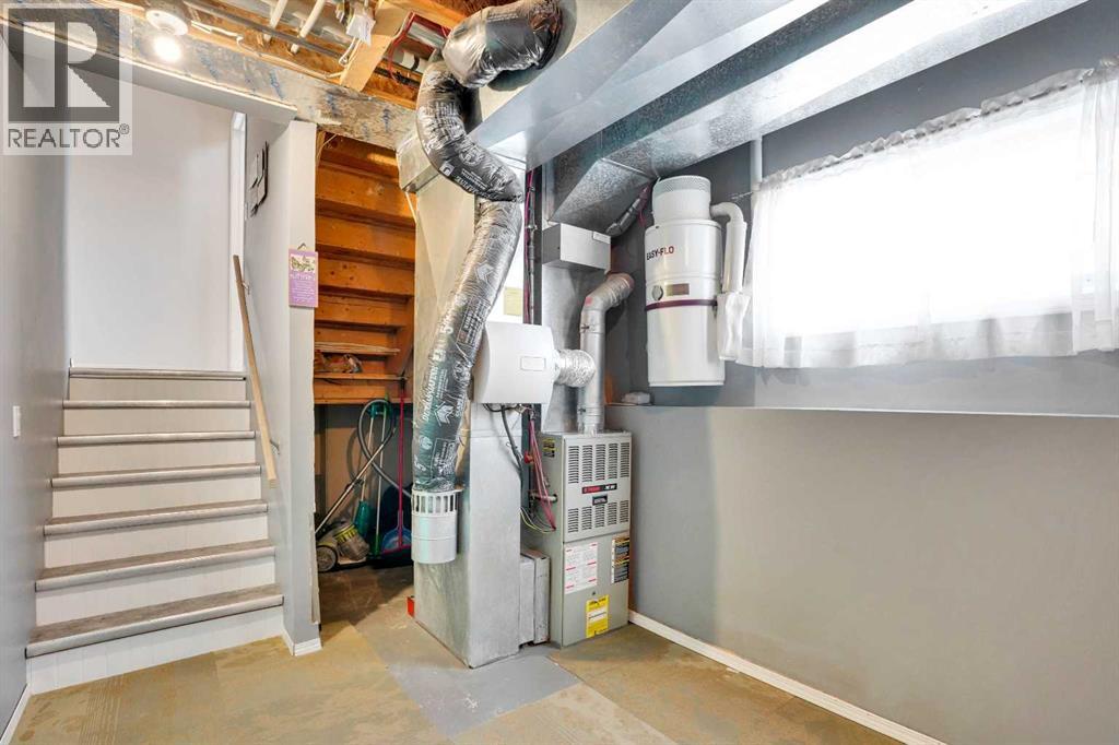 22 Prestwick Acres Lane Se, Calgary, Alberta  T2Z 3Y1 - Photo 25 - A2293565