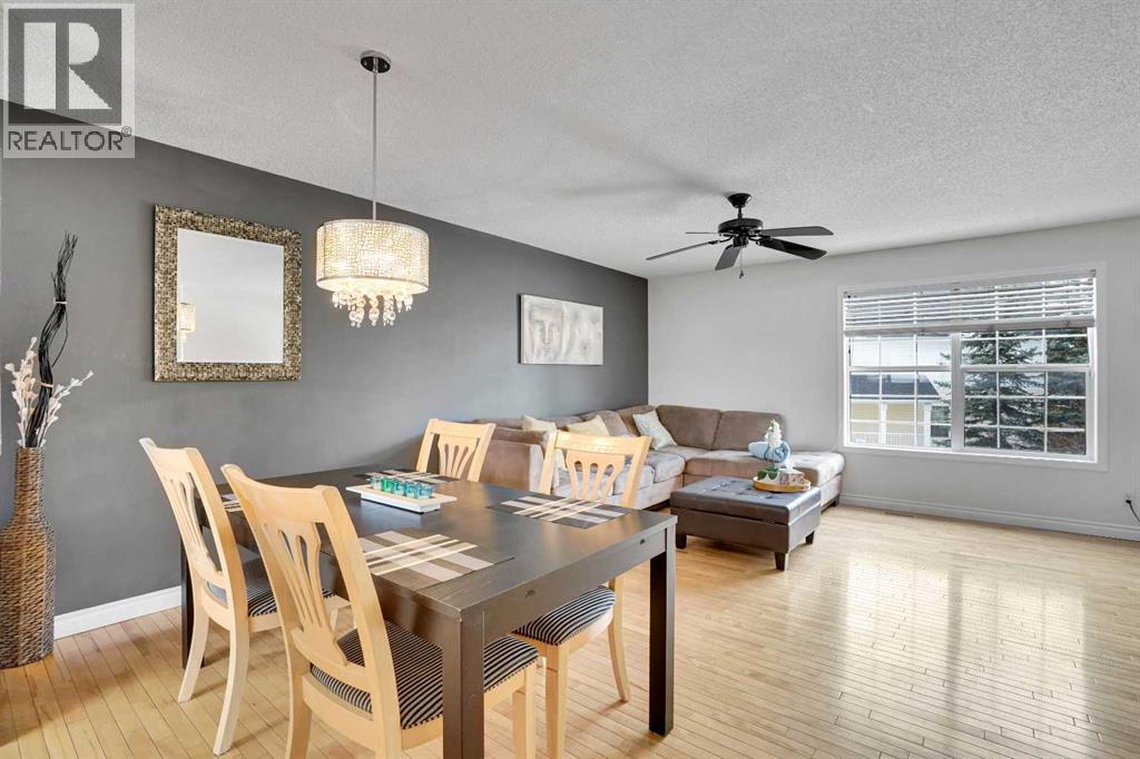 22 Prestwick Acres Lane Se, Calgary, Alberta  T2Z 3Y1 - Photo 7 - A2293565