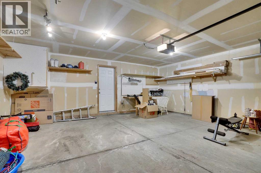 22 Prestwick Acres Lane Se, Calgary, Alberta  T2Z 3Y1 - Photo 28 - A2293565