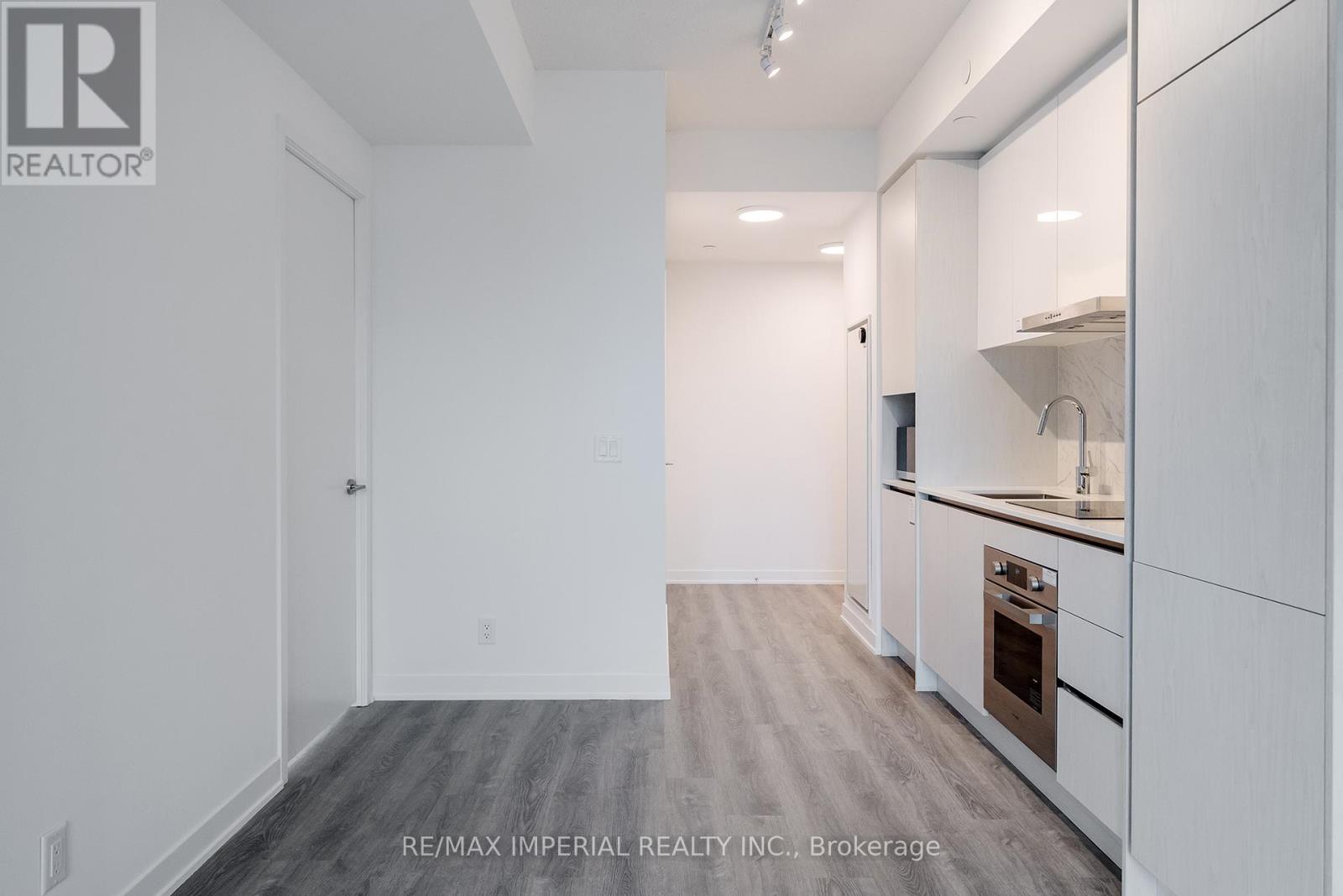 1603 - 180 Front Street E, Toronto, Ontario  M5A 0A9 - Photo 17 - C12883336