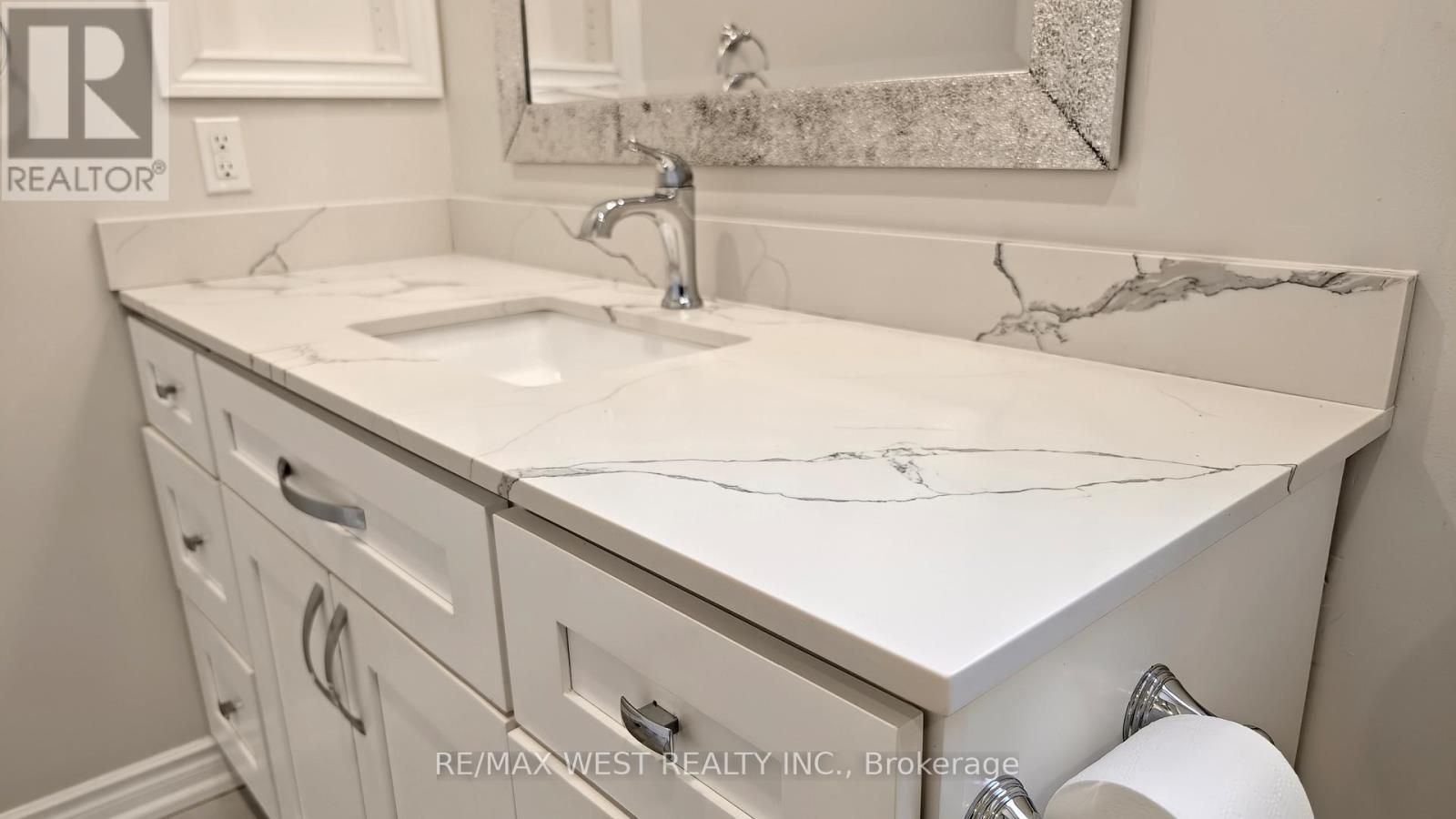 1042 Windsor Hill Boulevard, Mississauga (East Credit), Ontario  L5V 1P4 - Photo 29 - W12897262