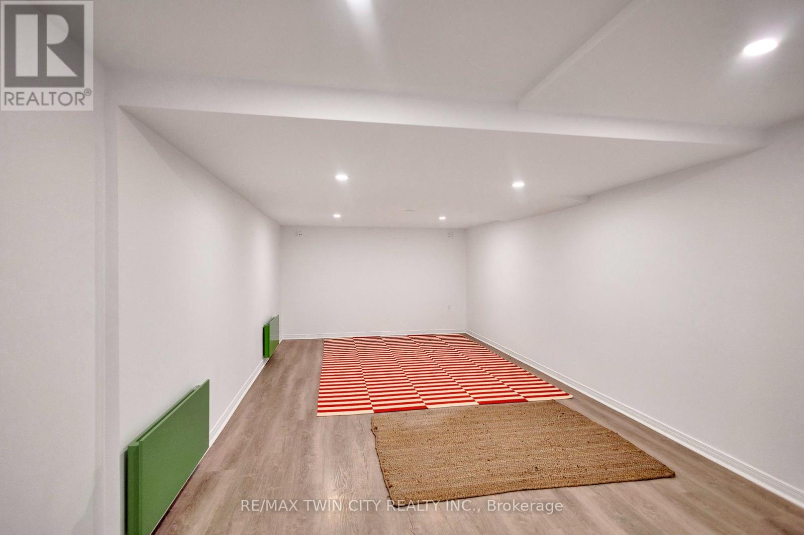 21 Riva Ridge, Brantford, Ontario  N3P 1S2 - Photo 37 - X12885720