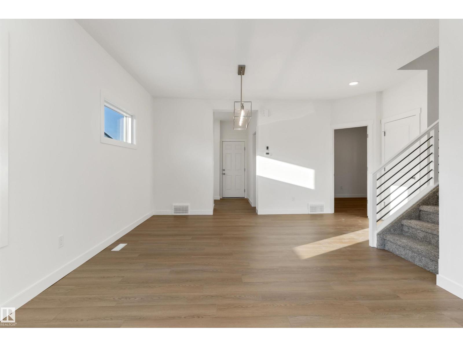 17317 6a St Ne, Edmonton, Alberta T5Y 4E8 - Photo 9 - E4470955