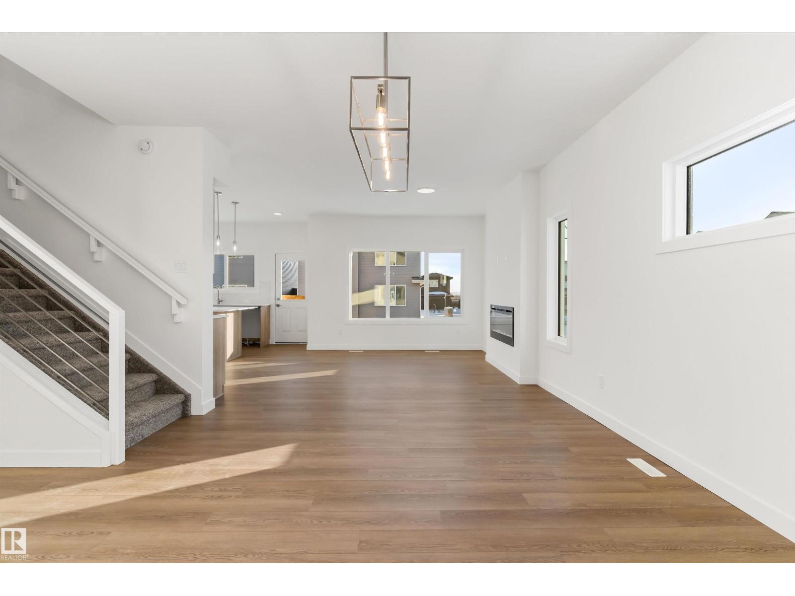 17317 6a St Ne, Edmonton, Alberta T5Y 4E8 - Photo 5 - E4470955