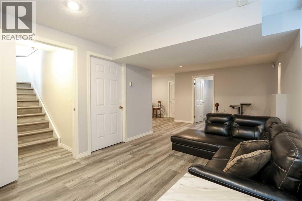 27 Falcon Crescent, Sylvan Lake, Alberta  T4S 1Z2 - Photo 31 - A2286694