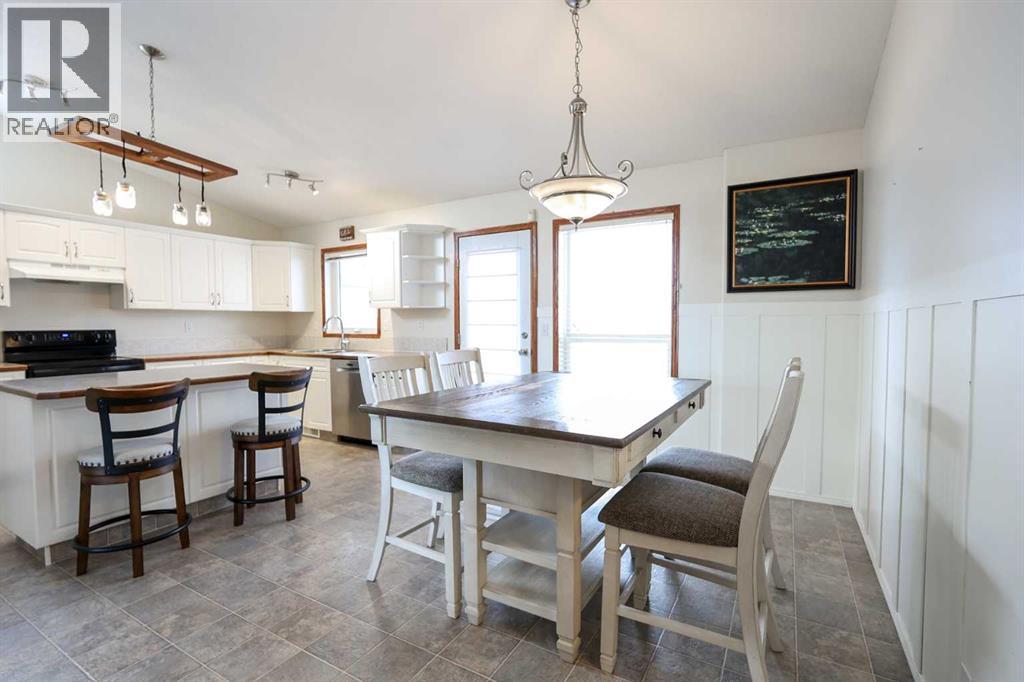 27 Falcon Crescent, Sylvan Lake, Alberta  T4S 1Z2 - Photo 15 - A2286694