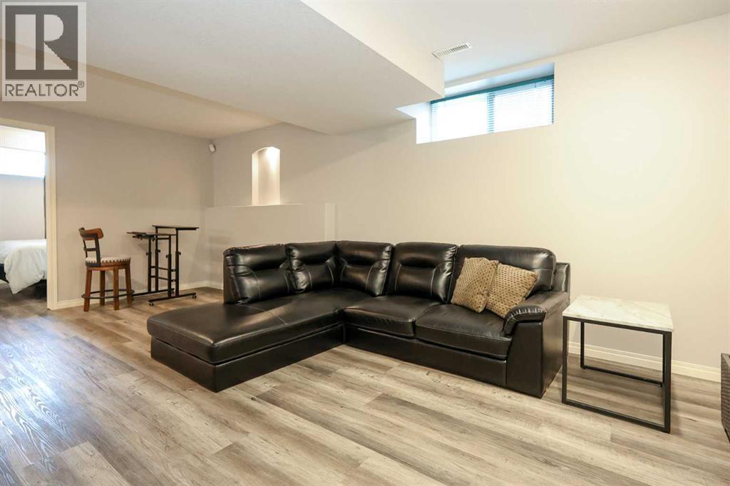 27 Falcon Crescent, Sylvan Lake, Alberta  T4S 1Z2 - Photo 32 - A2286694