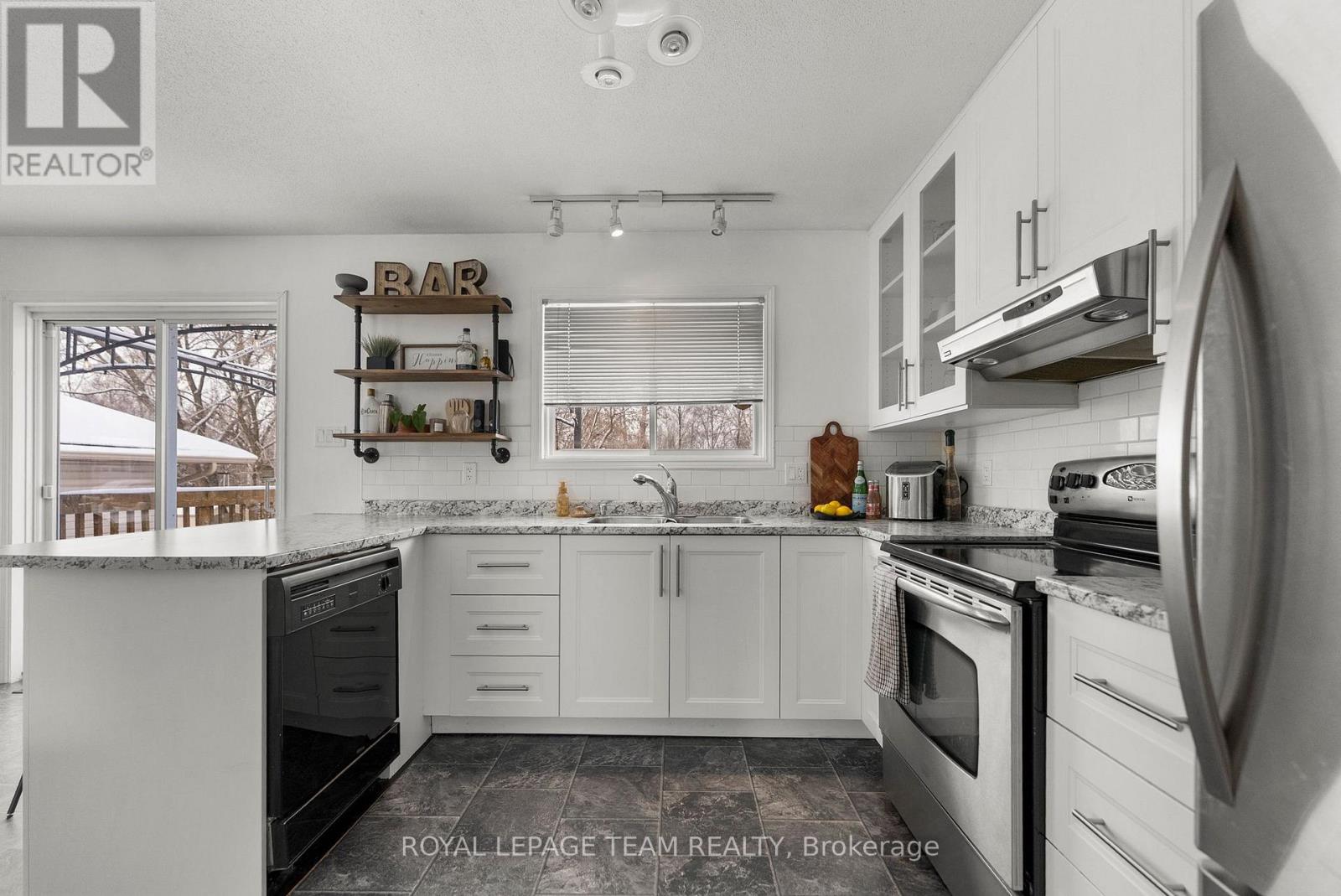 58 Seventh Avenue, Arnprior, Ontario  K7S 3S2 - Photo 14 - X12897842