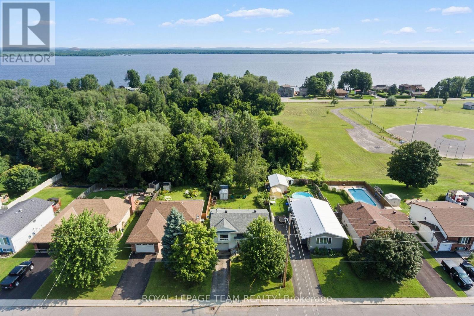 58 Seventh Avenue, Arnprior, Ontario  K7S 3S2 - Photo 4 - X12897842