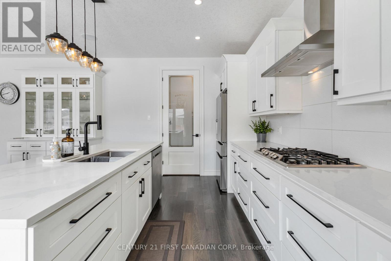 6311 Old Garrison Boulevard, London South, Ontario  N6P 0A8 - Photo 19 - X12896020