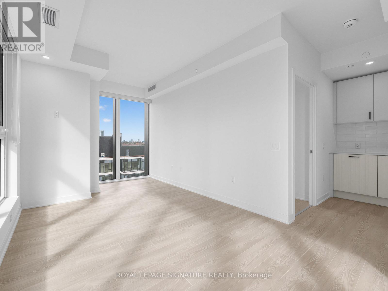 1007 - 1 Quarrington Lane, Toronto, Ontario  M3C 0S4 - Photo 19 - C12897846