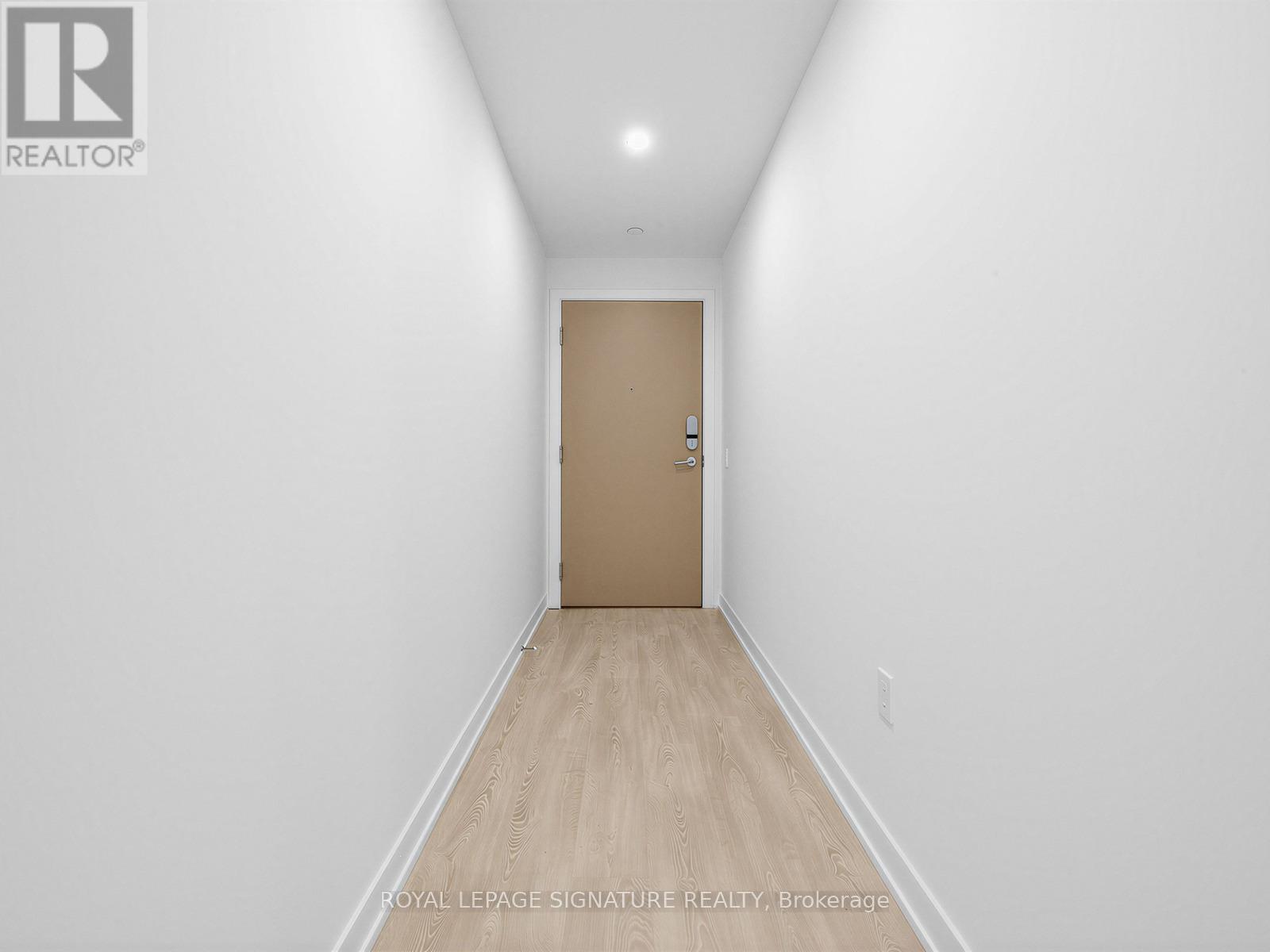 1007 - 1 Quarrington Lane, Toronto, Ontario  M3C 0S4 - Photo 3 - C12897846