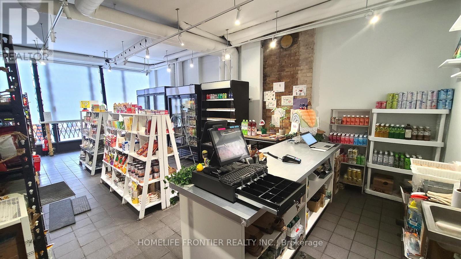 862 Pape Avenue, Toronto, Ontario  M4K 3T8 - Photo 2 - E12897838