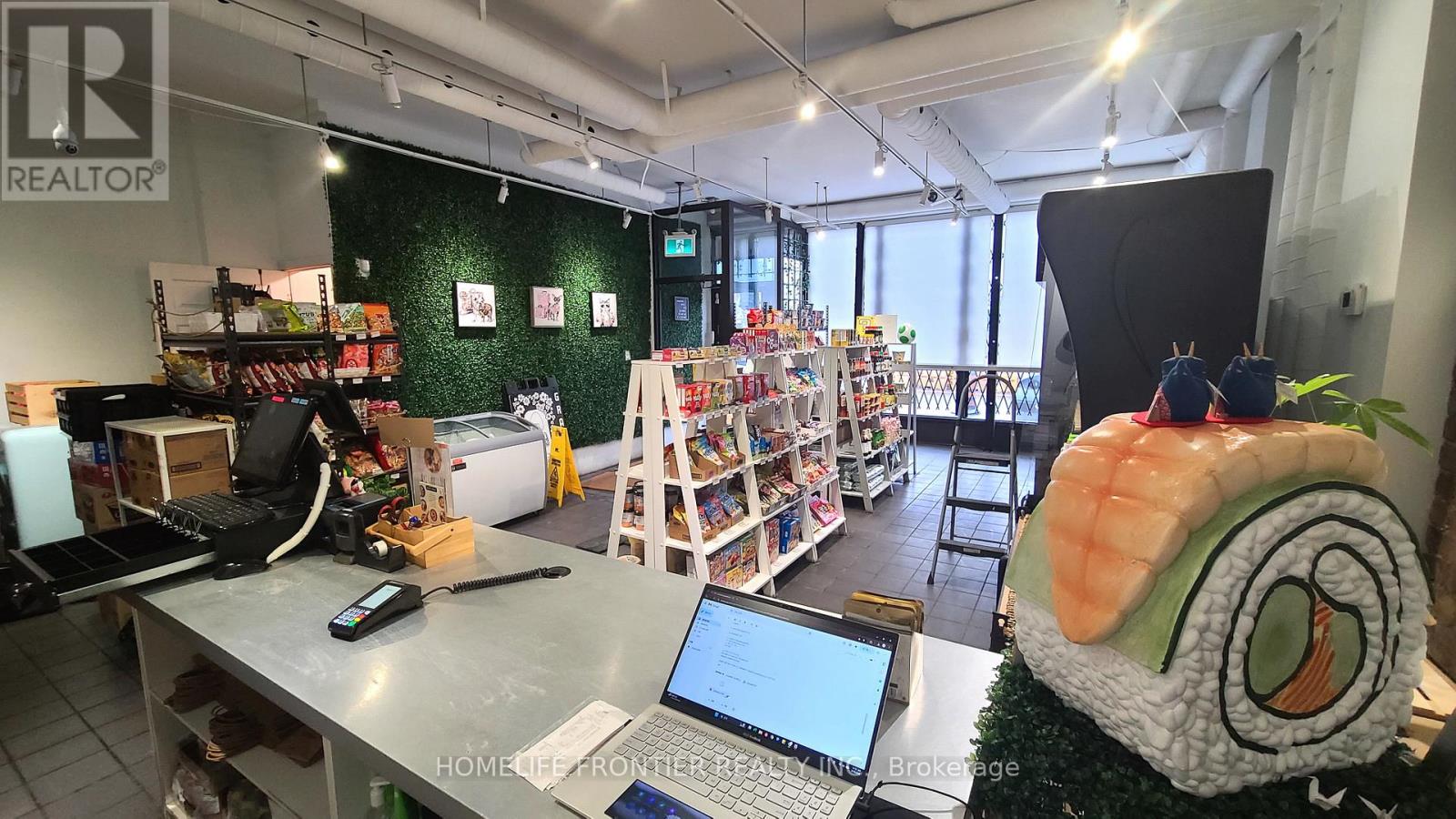 862 Pape Avenue, Toronto, Ontario  M4K 3T8 - Photo 3 - E12897838