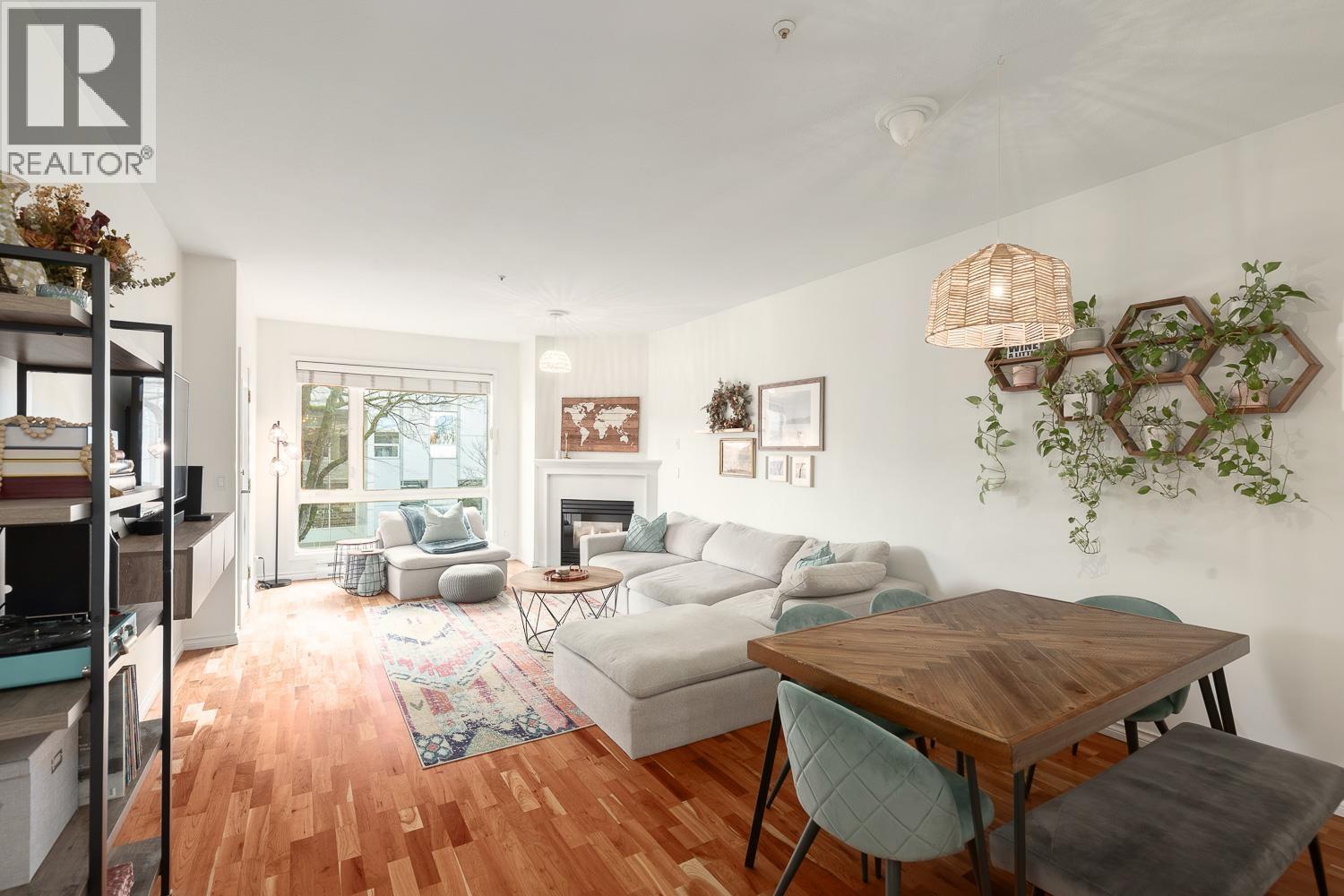 PH2 2577 WILLOW STREET, vancouver, British Columbia