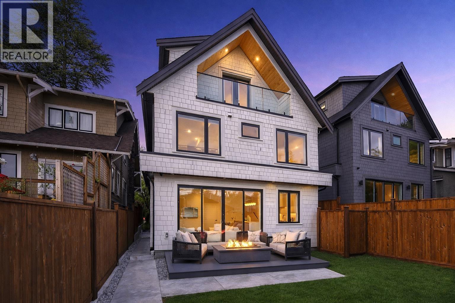 2 2138 W 48th Avenue, Vancouver, British Columbia  V6M 2P5 - Photo 2 - R3101393