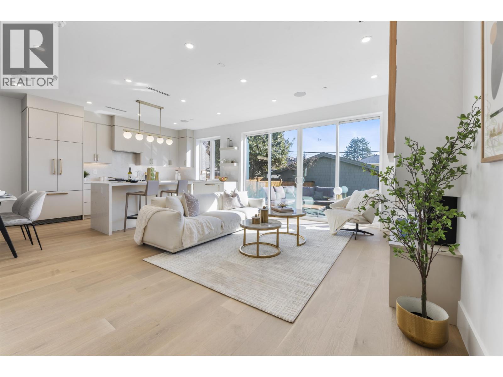 2 2138 W 48th Avenue, Vancouver, British Columbia  V6M 2P5 - Photo 4 - R3101393