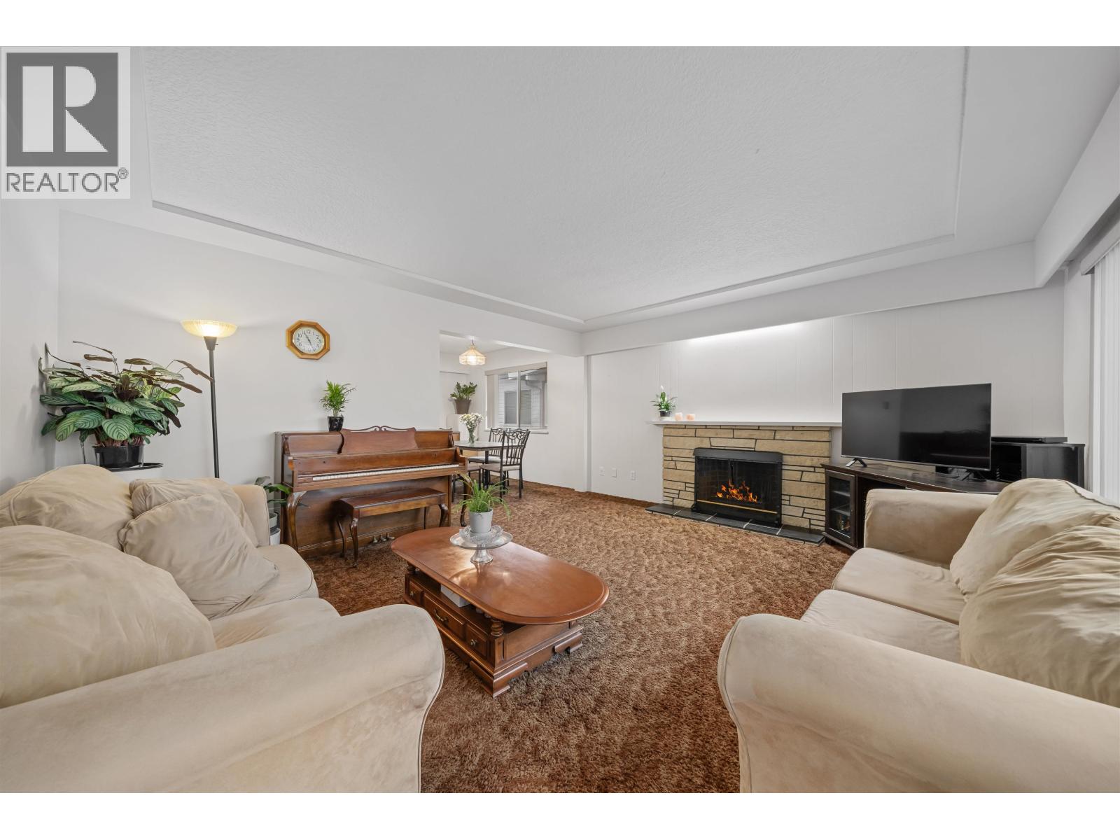 3115 E 49 Avenue, Vancouver, British Columbia  V5S 1L2 - Photo 8 - R3101438