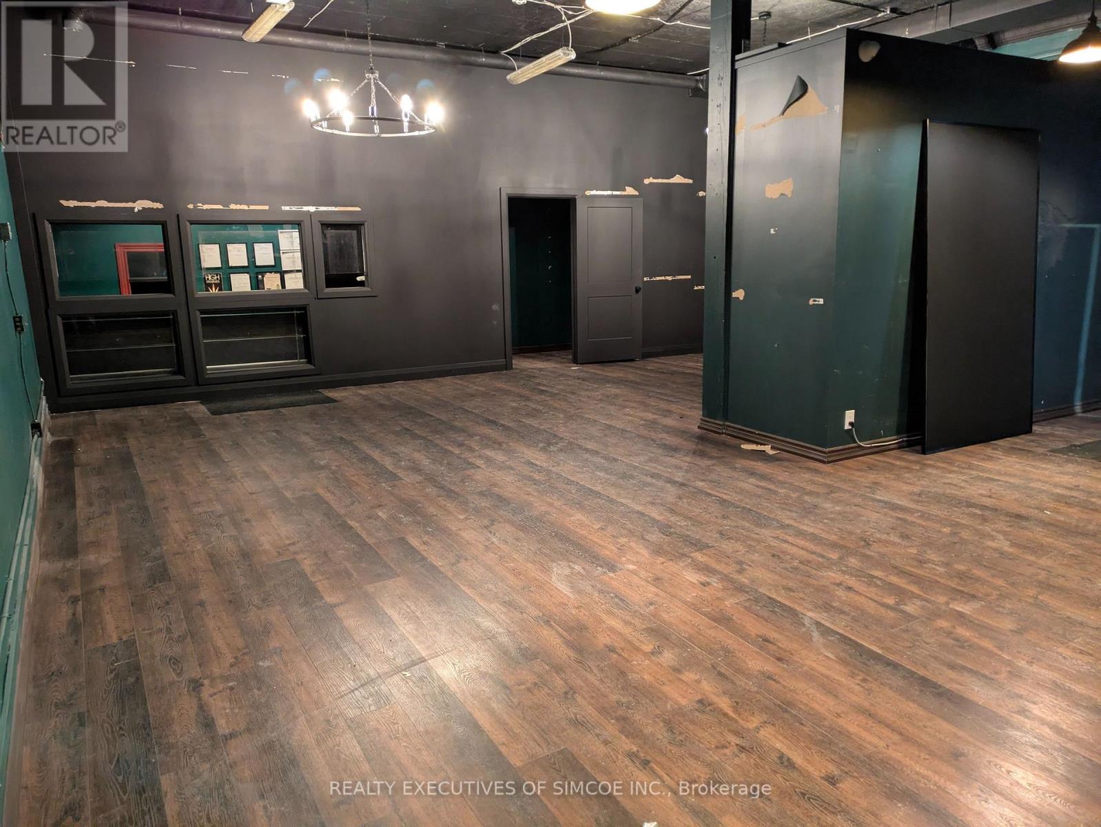 12 Chase Mceachern Way, Barrie (City Centre), Ontario  L4M 1A1 - Photo 6 - S12897812